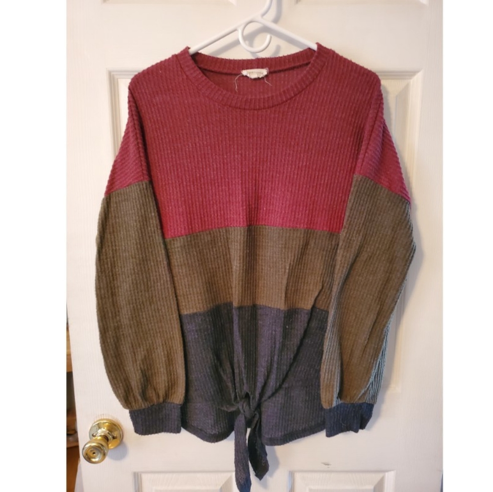 Tri color knit sweater top